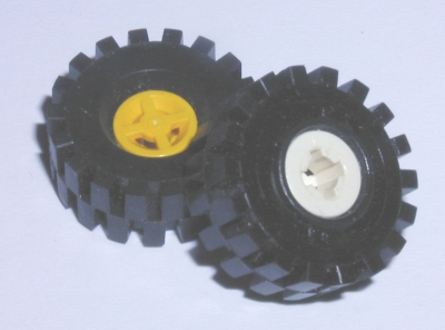 Lego Rad 20 x 8 (4084x4624)