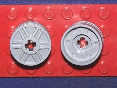 Lego Felge 18 x 14 mit Achsloch (55982)